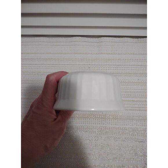 Corningware French White 7 oz 207 ml single stoneware ramekin souffle dish - Picture 3 of 5